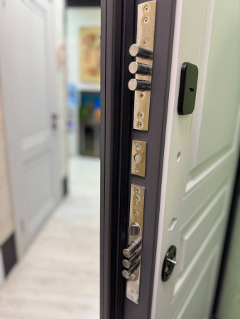 СТРАЖ К-8 ТЕМНЫЙ БАРХАТ 710/ БЕЛЫЙ БАРХАТ 700