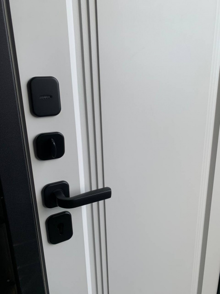 ГРАЦИЯ С КАПИТЕЛЬЮ ГРАЦИЯ С КАПИТЕЛЬЮ